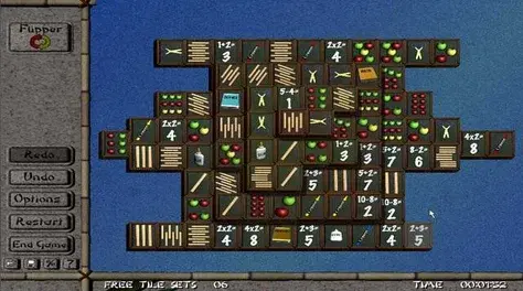 Play Mahjongg Variations game